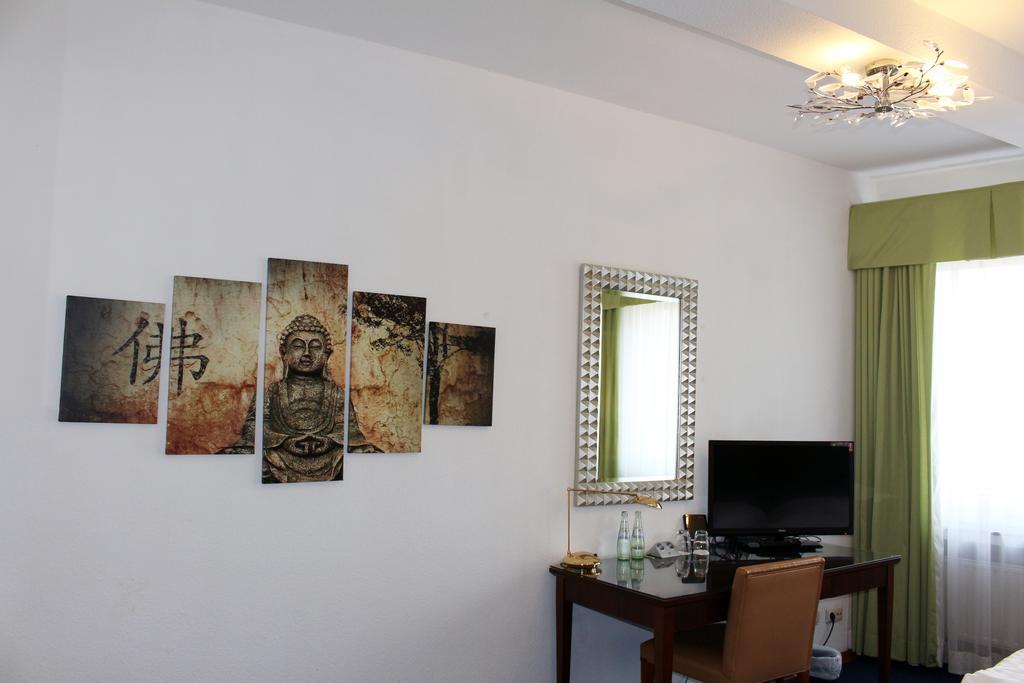 Hotel-Restaurant Heute Frechen Habitación foto