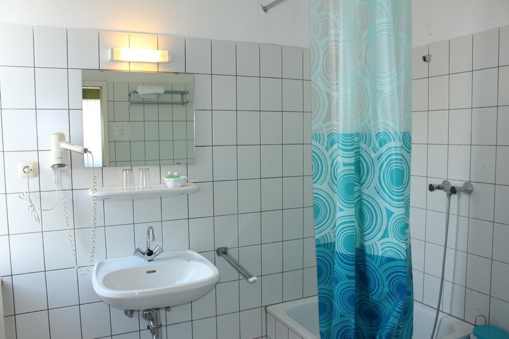 Hotel-Restaurant Heute Frechen Habitación foto